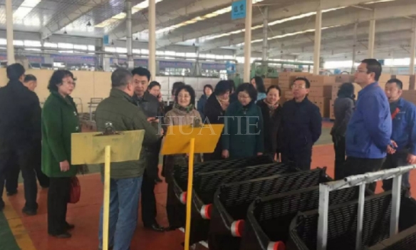  沈陽市政協(xié)委員到華鐵企業(yè)視察共慶三八婦女節(jié)  