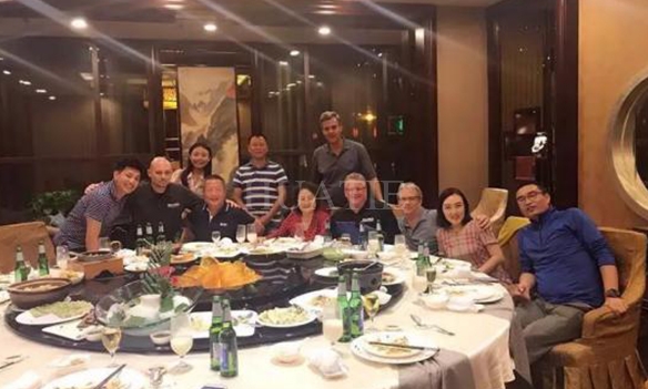  美國LKQ公司客戶一行五人來我公司考察 